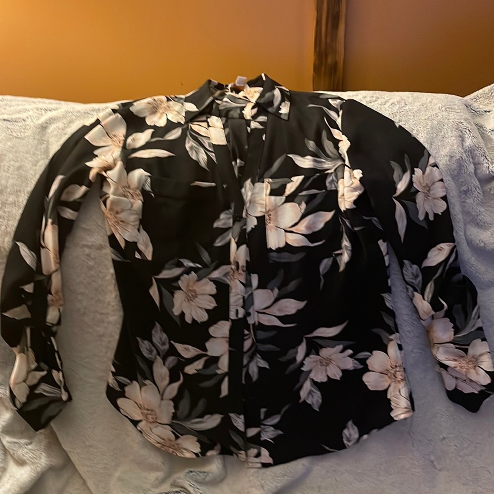Black Floral button up Blouse